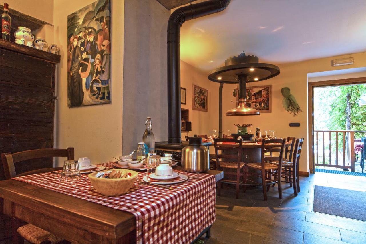 Agriturismo L'Eco Морбеньо Екстериор снимка